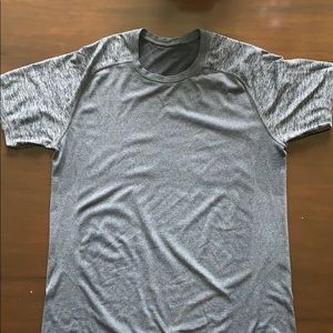 Lululemon Short Sleeve T-Shirt Large